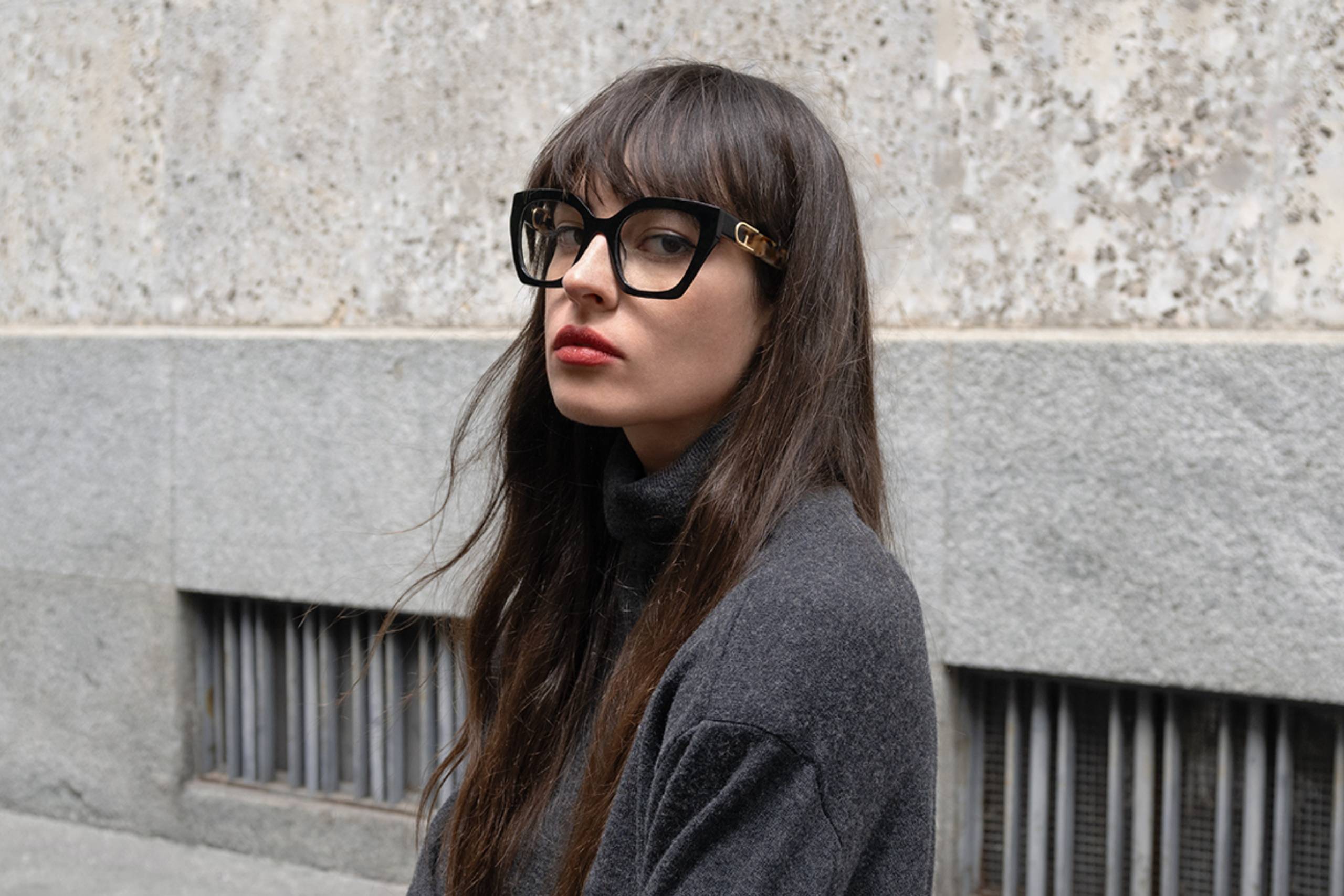 B7 Optika Furla műanyag fekete szemüveg